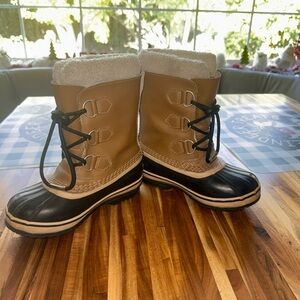 Sorel Black and White Winter Boots